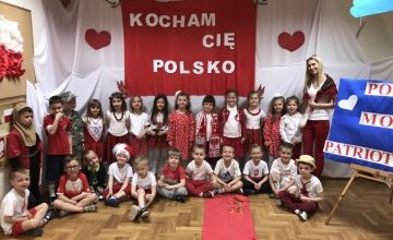Pokaz Mody Patriotycznej  