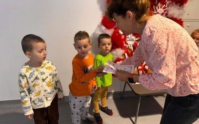 Kokarda Narodowa oczami dziecka  (15)