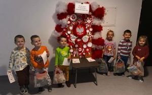 Kokarda Narodowa oczami dziecka  (8)