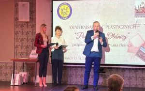 Wernisaż Prac Plastycznych „Pocztówka z Oleśnicy”  (10)